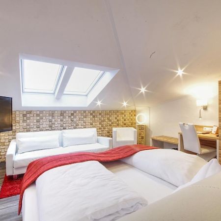 Hotel Jakob Groß-Umstadt Екстериор снимка