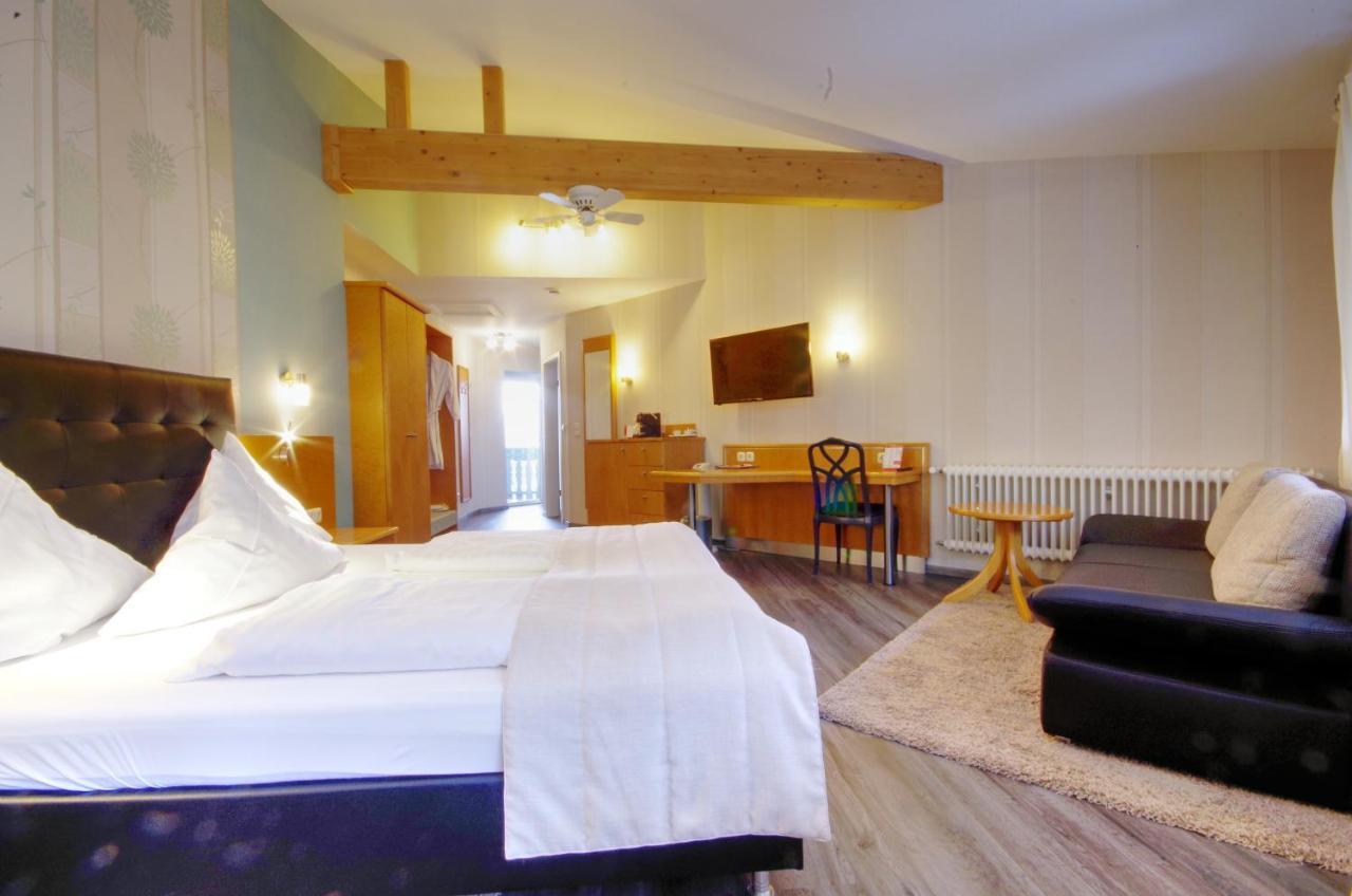 Hotel Jakob Groß-Umstadt Екстериор снимка